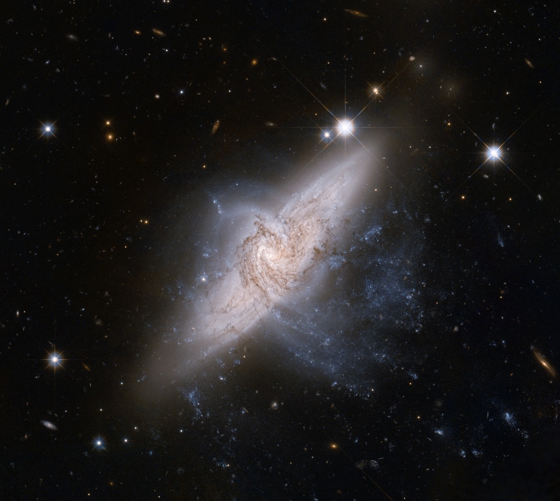 Hubble view of NGC 3314